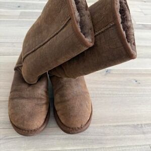 Brown UGG boots  Sz 7